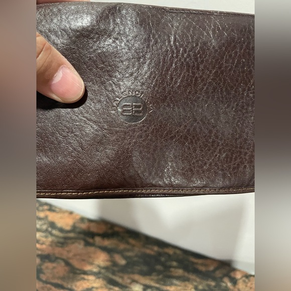 Balenciaga leather wallet brown Color. Used. Condition 10:10 - Picture 4 of 4
